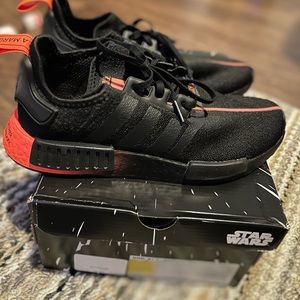 adidas Star Wars x NMD_R1 Darth Vader